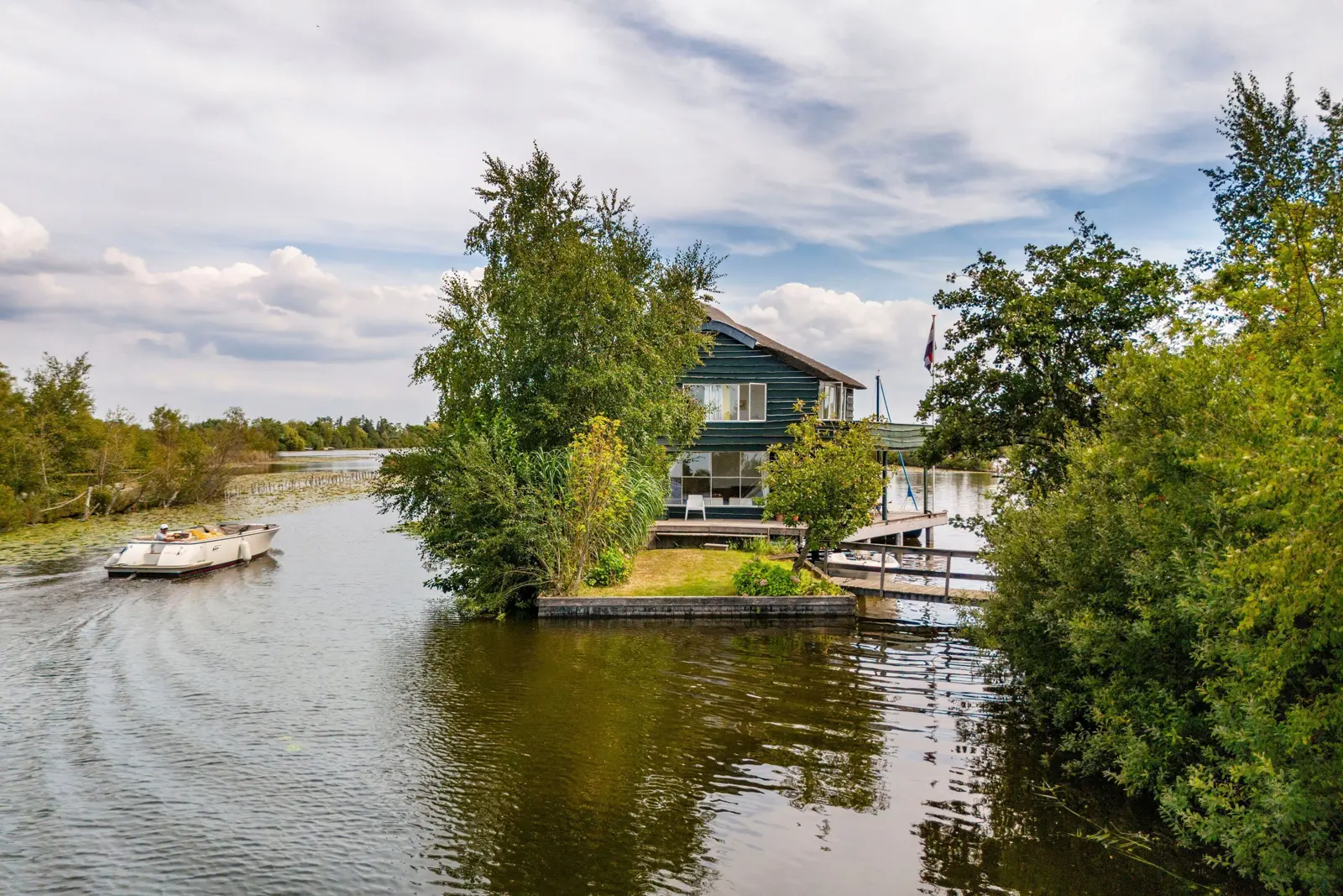 Zomerhuis De Braamakkers, Breukelen – ligging aan de plas